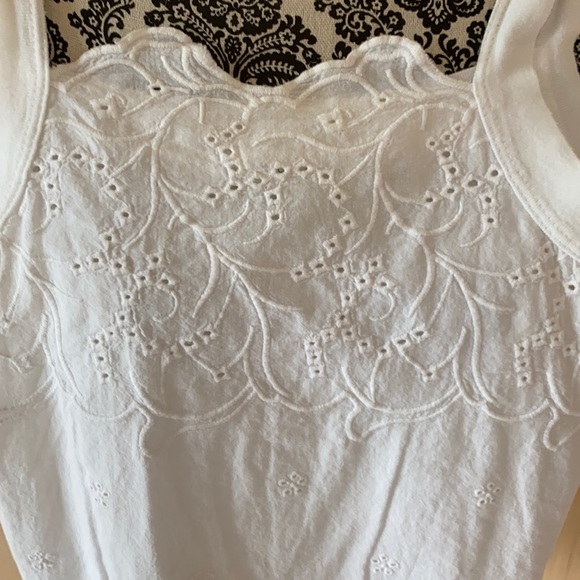 Women’s/Kid’s. Brand: Kimchi & Blue. Size: Small. - Picture 2 of 4